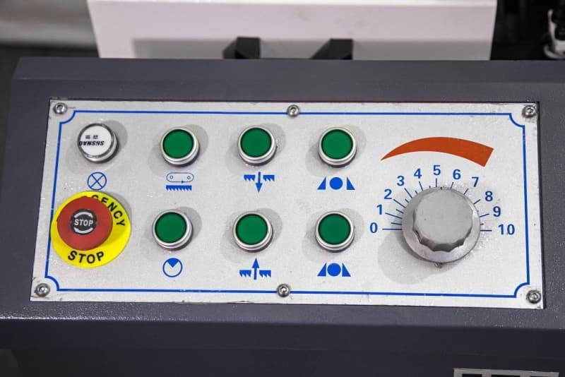 Ленточнопильный двухколонный станок Metal Master MGH-300