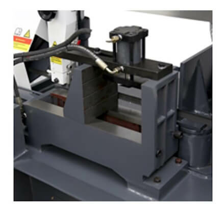 Полуавтоматический ленточнопильный станок MetalMaster MGH-400E