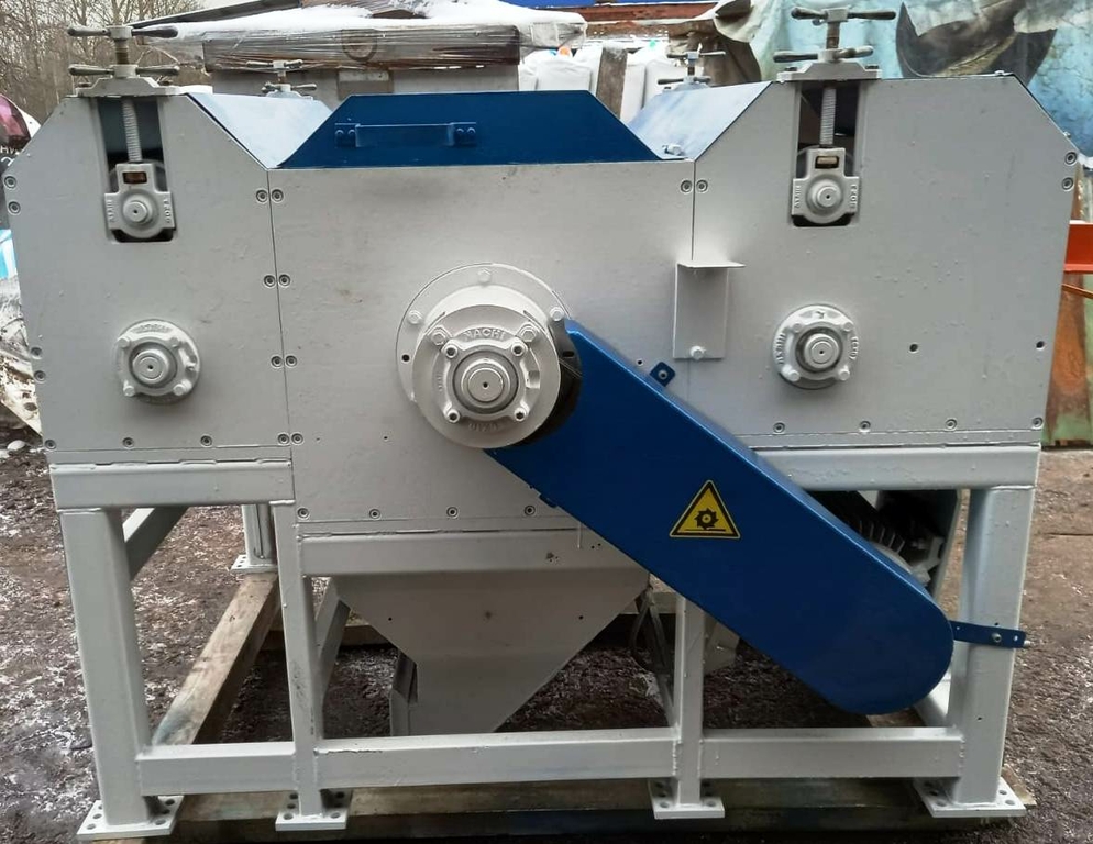 Многопильный станок для раскроя плитных материалов