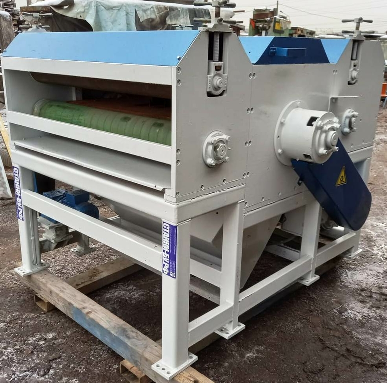 Многопильный станок для раскроя плитных материалов