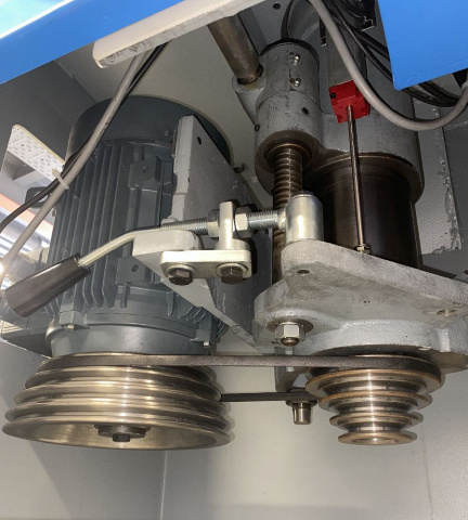 Фрезерный станок с кареткой и сменным шпинделем ALBA T2000SA