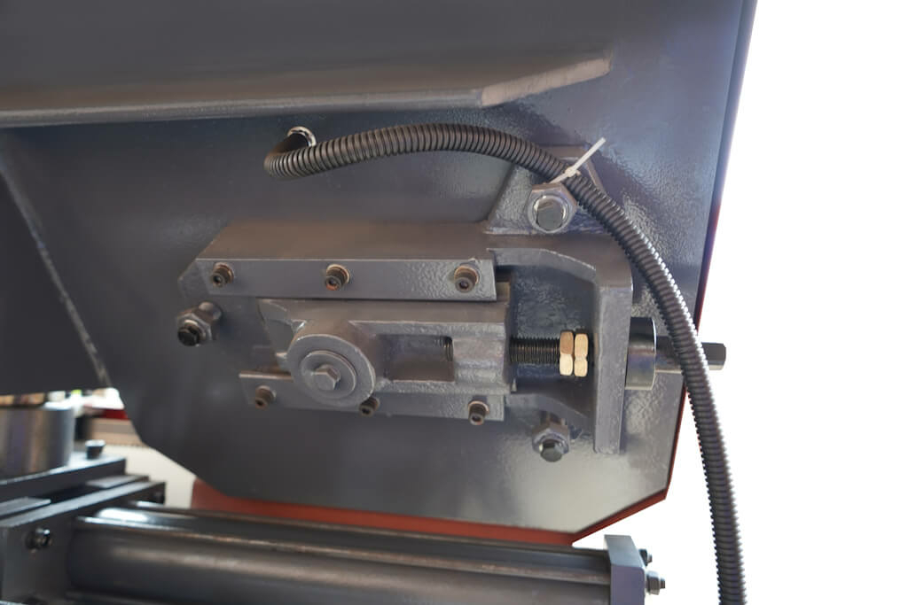 Автоматический ленточнопильный станок MetalMaster MSK 350 Е