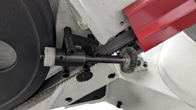 Полуавтоматический ленточнопильный станок IRONMAC CUT-330SAF