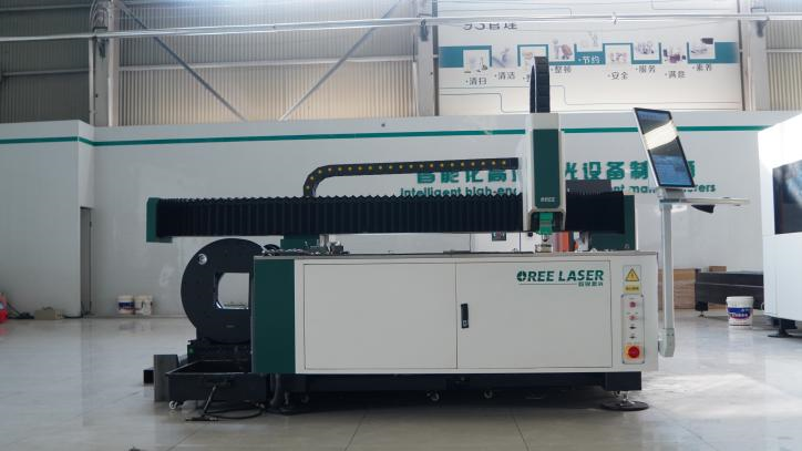 Лазерный станок по металлу OREE LASER FM3015AT6 6000W RAYCUS
