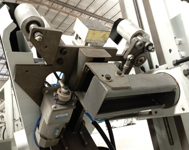 Кромкошлифовальный станок проходного типа EcoWood X2S2W2