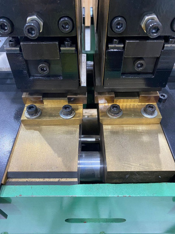 Аппарат для сварки ленточных пил IRONMAC DR-IV-54