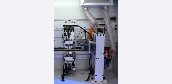 Автоматический кромкооблицовочный станок KDT KE-396JB