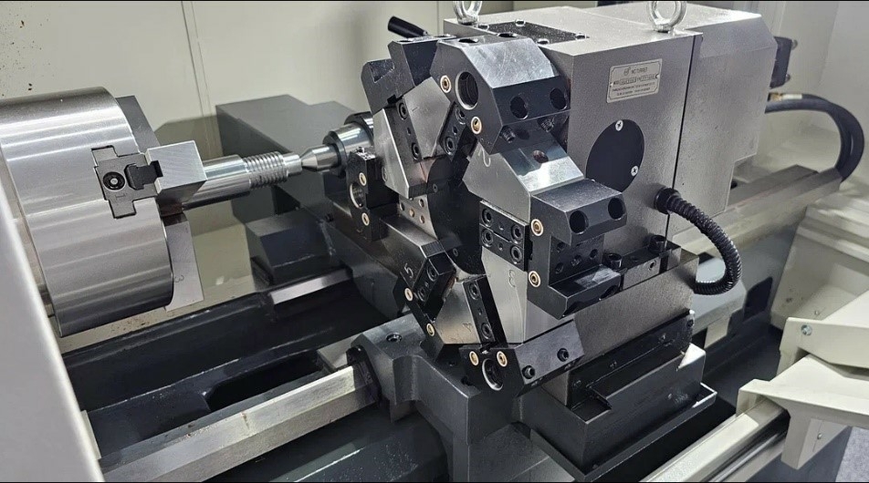 Токарный станок c ЧПУ с прямой станиной MetalTec NEXT 36x750 Pro