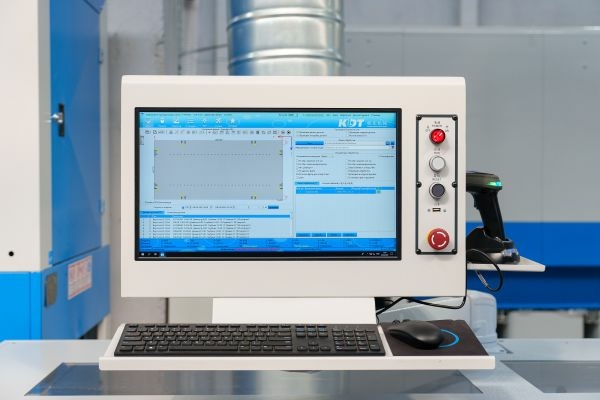 Сверлильно-присадочный центр с ЧПУ KDT KD-612KHS