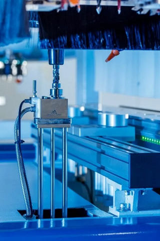 Универсальные обрабатывающие центры с ЧПУ Beaver UNIVERSAL-L TPA