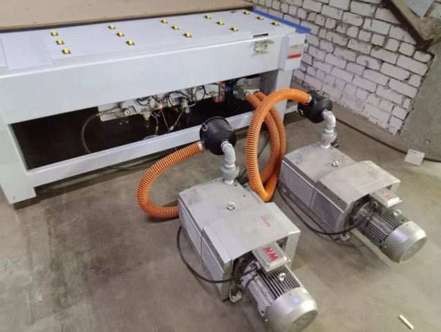 Фрезерный обрабатывающий центр с ЧПУ с автоматическим толкателем Beaver i-NEST 2142 BH PRO