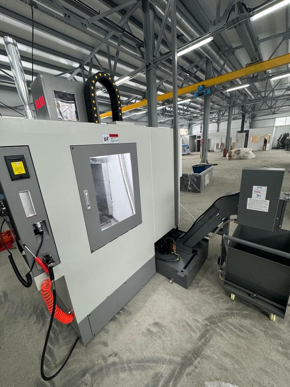 Фрезерный обрабатывающий центр NINGBO BLIN MACHINERY BL-V4 PLUS