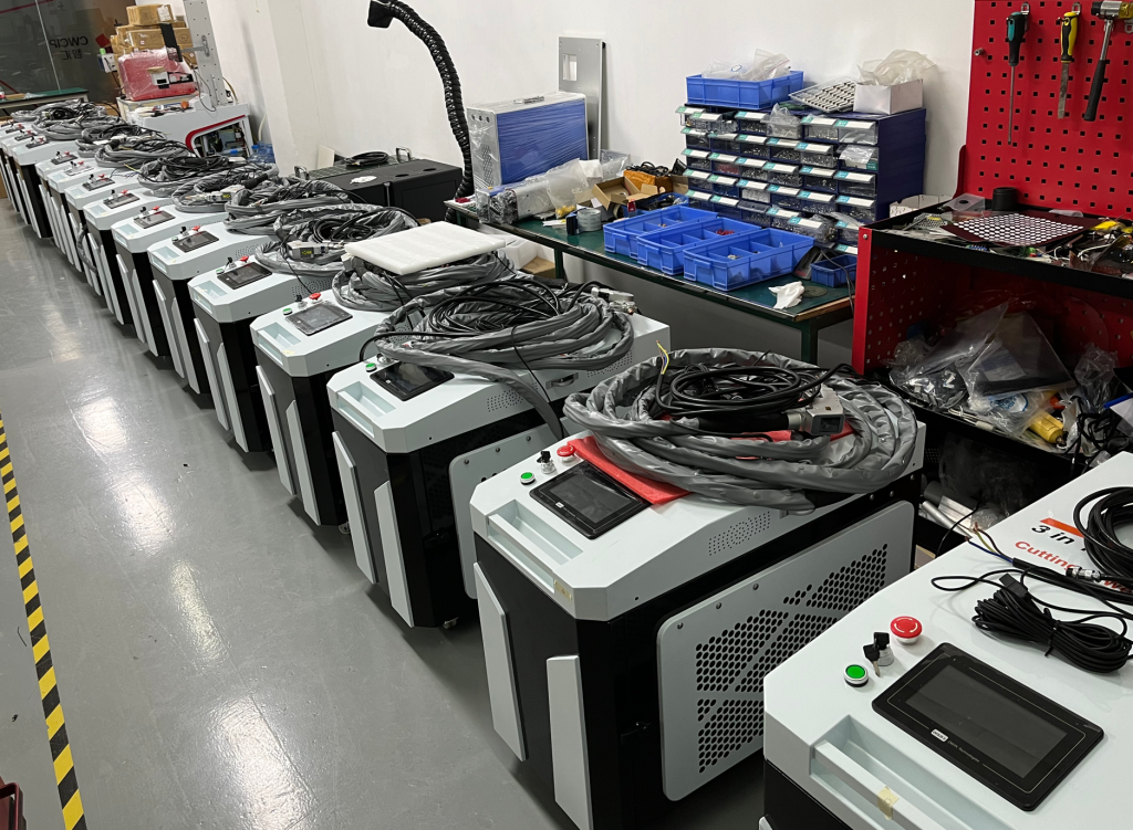 Многофункциональный аппарат ручной лазерной сварки i-Weld 1500W