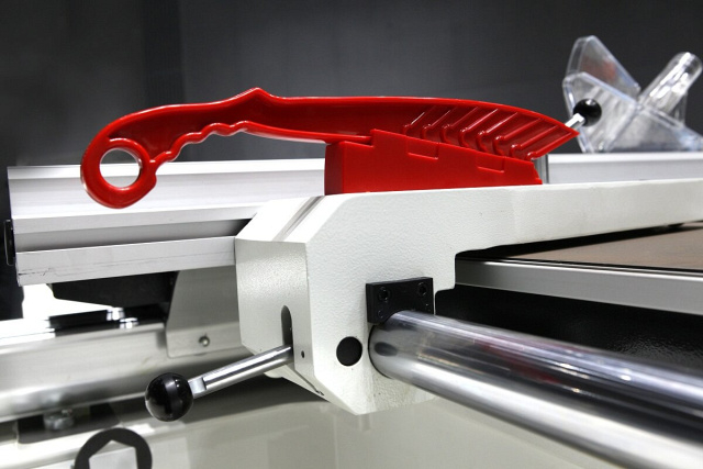 Форматно-раскроечный станок Nanxing MJ1132F