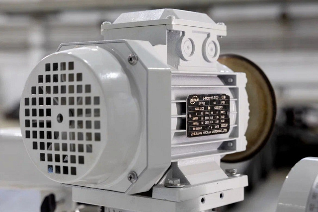 Станок заточной универсальный IRONMAC M270