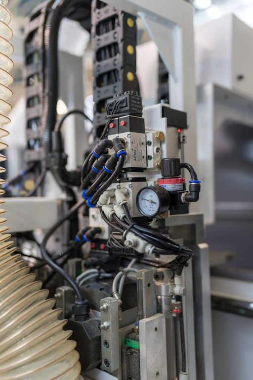 Сверлильно-присадочный станок с ЧПУ BJD LP810DL