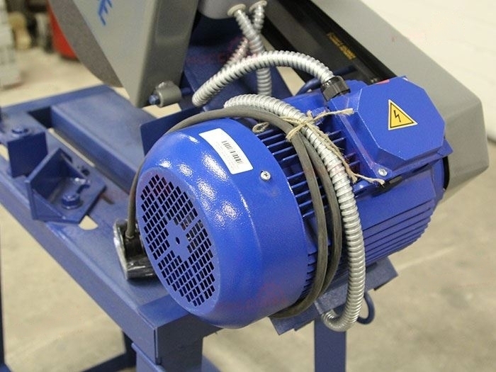 Станок отрезной СОМ-400Е