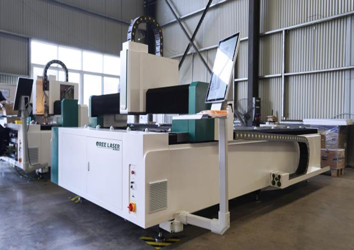 Станок лазерной резки металла OREE LASER FH6020 6000W RAYCUS