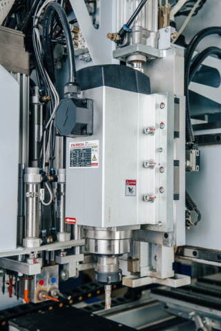 Сверлильно-присадочный центр с ЧПУ Beaver SWIFT Turbo PRO 1200-2HE