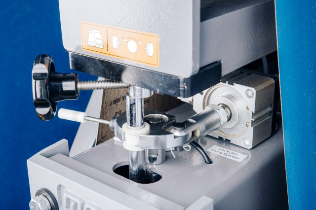 Шлифовальный станок с мягкими валами Motimac SFR-R 1300VH