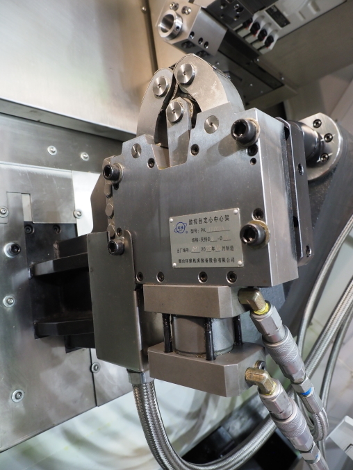 Горизонтальные токарные станки MetalCraft TCK56-500 c ЧПУ Fanuc с люнетом (TCK56-500.F11/15.A2-8.12T.254T.L)