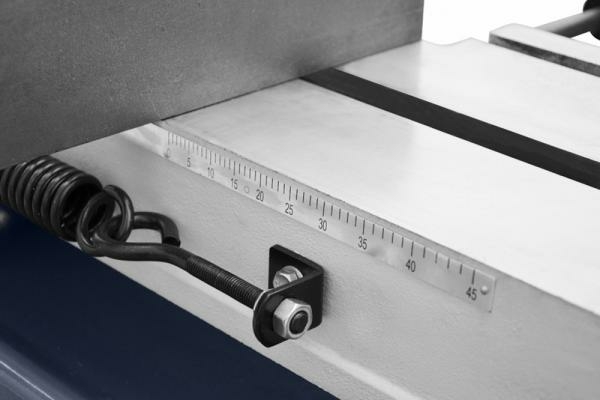 Ленточнопильный станок Cormak BS 712A 20мм