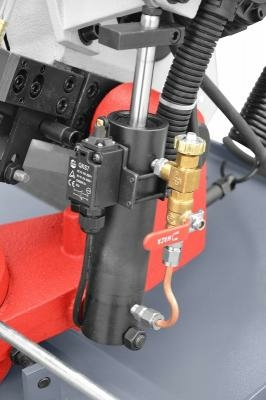 Ленточнопильный станок Cormak HBS 275