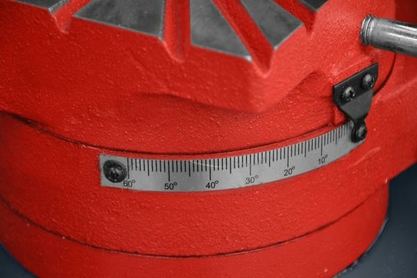 Ленточнопильный станок Cormak HBS 275