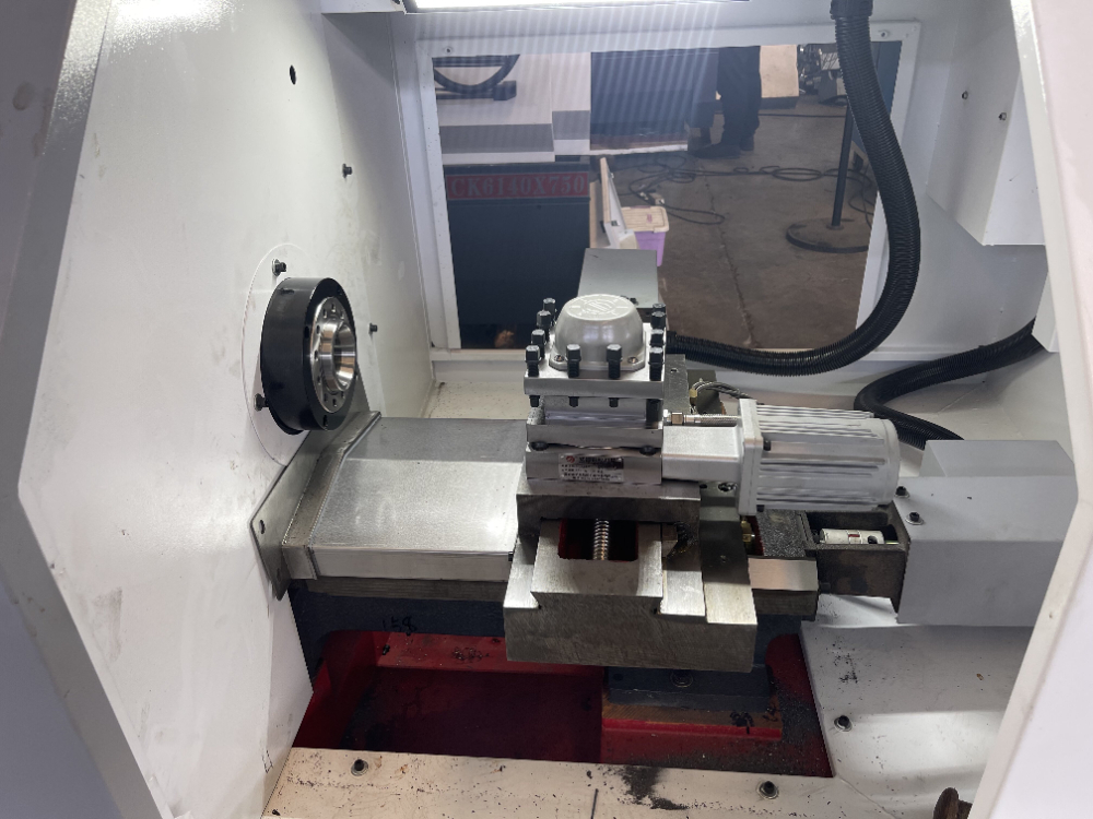 Токарный станок с ЧПУ Realrez СК0640