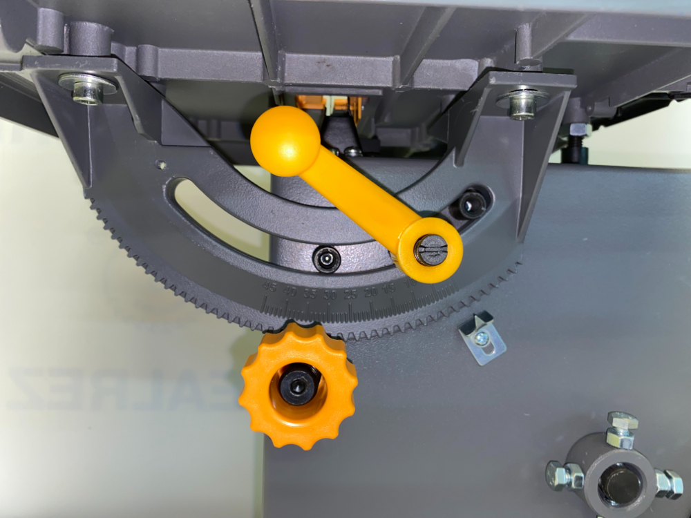 Ленточнопильный станок по дереву REALREZ RWBS 80  350W