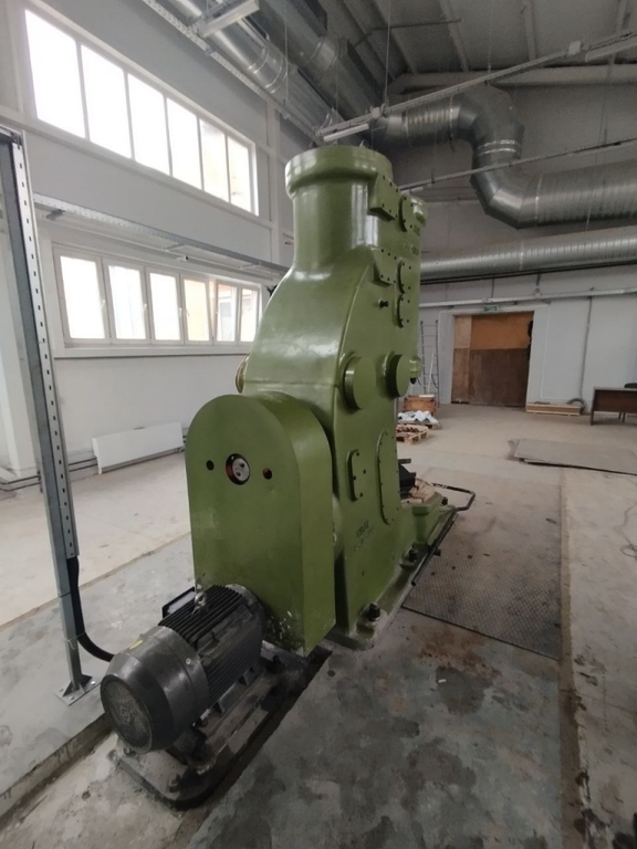 Пневматический молот Anyang C41-55L