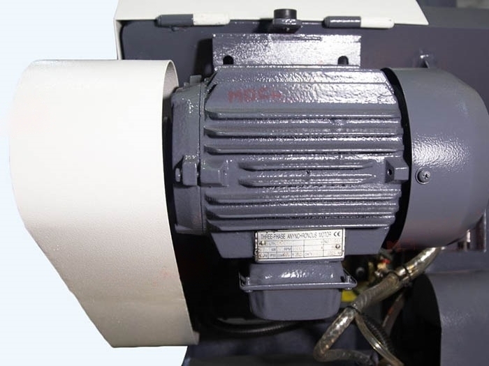 Полуавтоматический двухстоечный ленточнопильный станок G4230