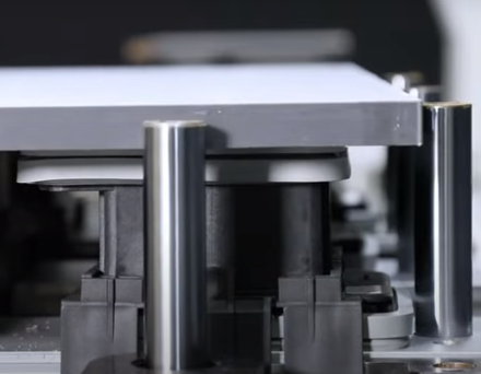 Обрабатывающий ЦЕНТР С ЧПУ с боковым шпинделем AES VEGA PRO EVO