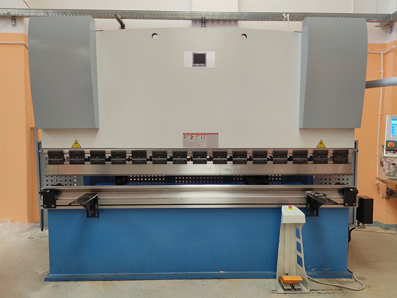 Гидравлический листогибочный пресс PBH125/3200 с контроллером E300