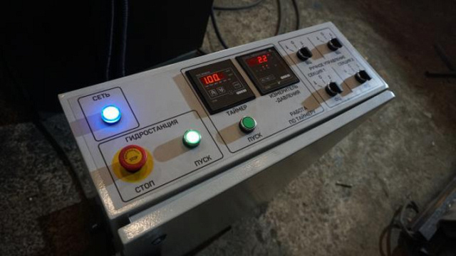 Прессы гидравлические для бруса IRONMAC Press 150/HM