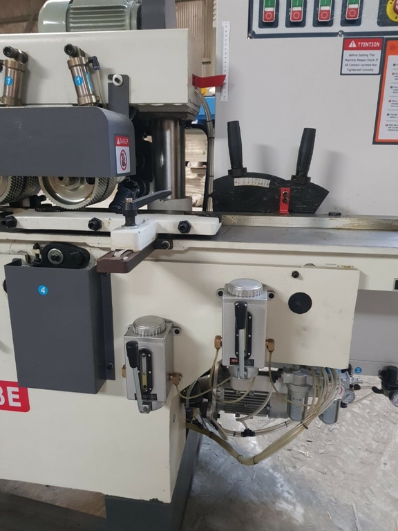 Четырехсторонний деревообрабатывающий станок Ltt HJD-M413Е