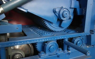 Рубительная машина барабанного типа БОБР–2