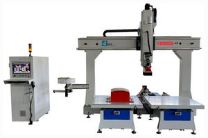 Четырехосевой обрабатывающий центр QUADRO TEOS 4X