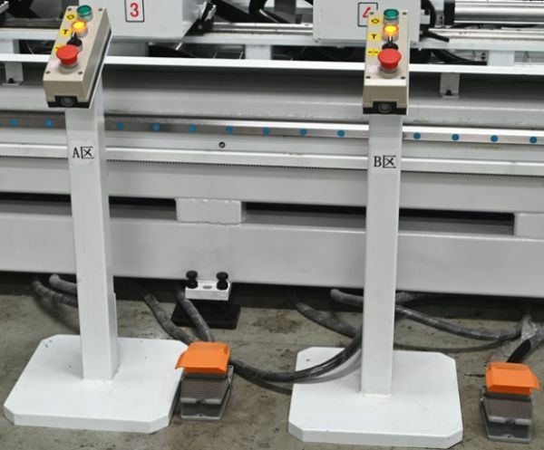 Комбинированный шипорезно-пазовальный обрабатывающий центр ChangFeng CF-SC4×4