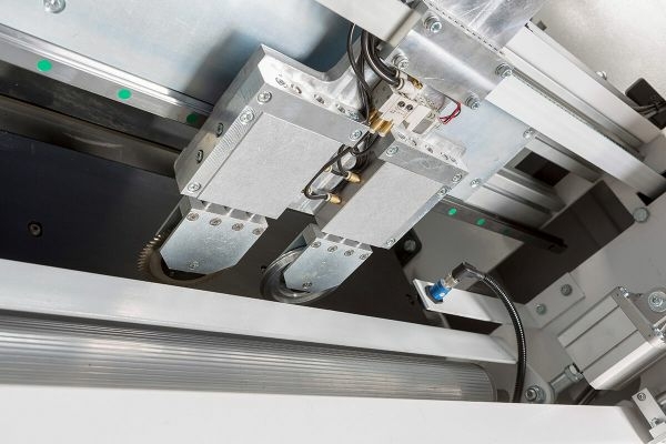 Автоматический резательно-рилёвочный станок Q-BOX