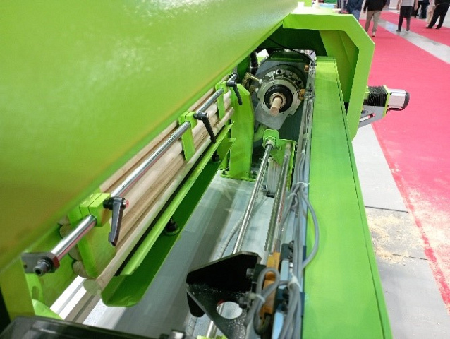 Автоматический токарный станок Ecowood Small Master 100