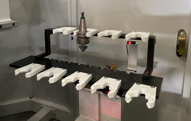 Сверлильно-присадочный центр с ЧПУ Beaver SWIFT Turbo PRO 1200-2HGA