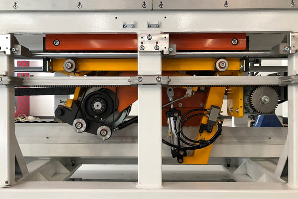 Раскроечный центр Filato NP-330FG