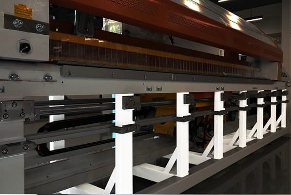 Раскроечный центр Filato NP-330FG