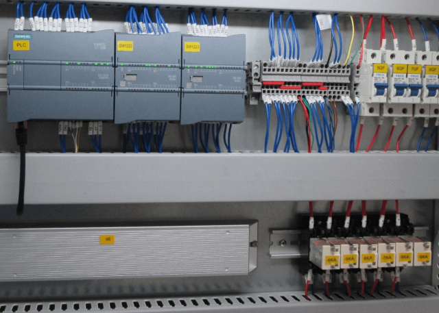 Раскроечный центр Nanxing NP-330HG