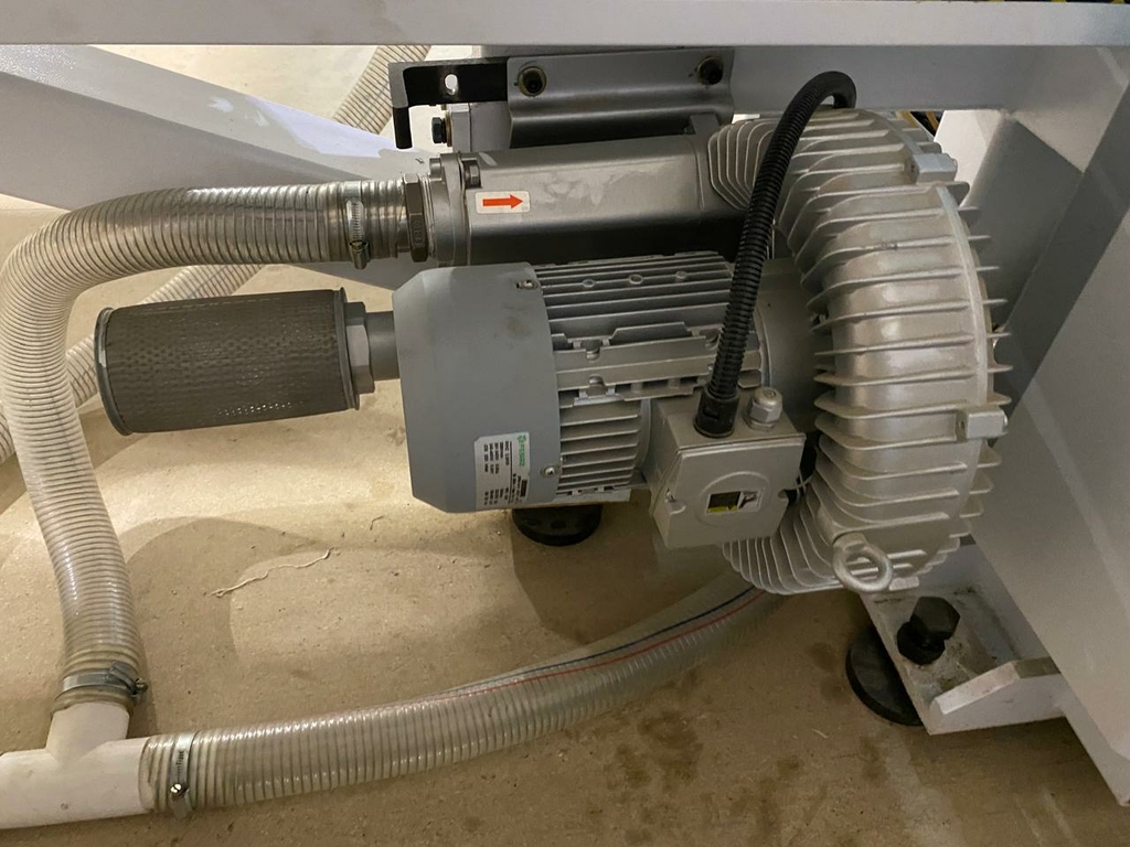 Сверлильно-присадочный станок с ЧПУ BJD P851L