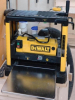 Рейсмусовый станок б/у DeWalt DW 733 (Ширина обработки 300мм, мощность 1,8  кВт)