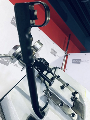 Ручной ленточнопильный станок IRONMAC CUT-220F Euro Type