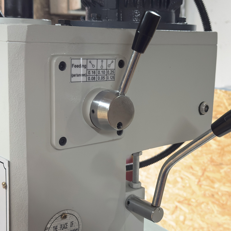 Радиально-сверлильный станок Visprom RV-32V (39000500)