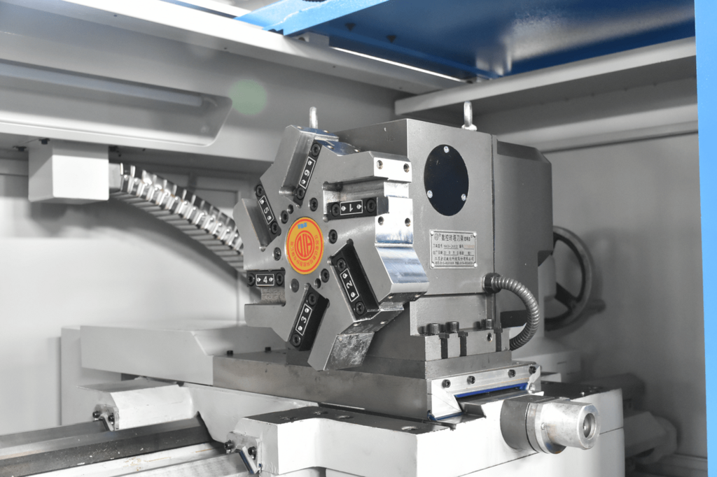 MetalTec CK 36x750 токарный станок c ЧПУ с горизонтальной станиной met584